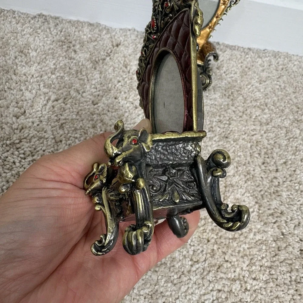 Vtg Miniature Ornate Oval Throne Chair Picture Frames Set of 2 Victorian Style